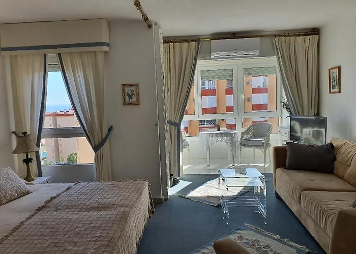 Luxury Studio Apartment 2 Night Minimum Stay Until June 31St!!